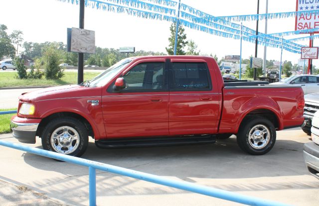 Ford F150 Club Cab 131 WB Pickup Truck