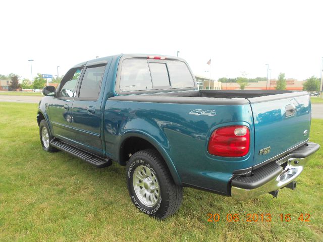 Ford F150 2500 SL Pickup Truck