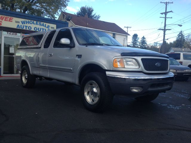 Ford F150 2001 photo 1