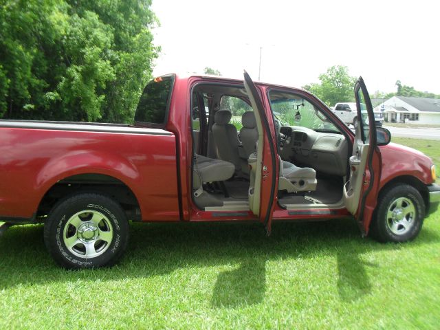 Ford F150 2001 photo 2