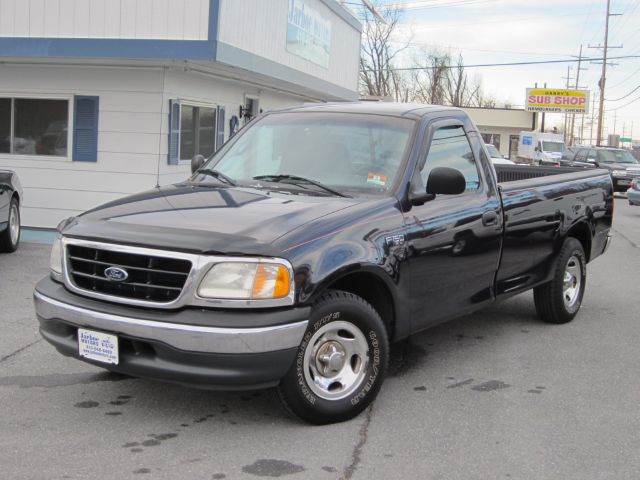 Ford F150 2001 photo 2