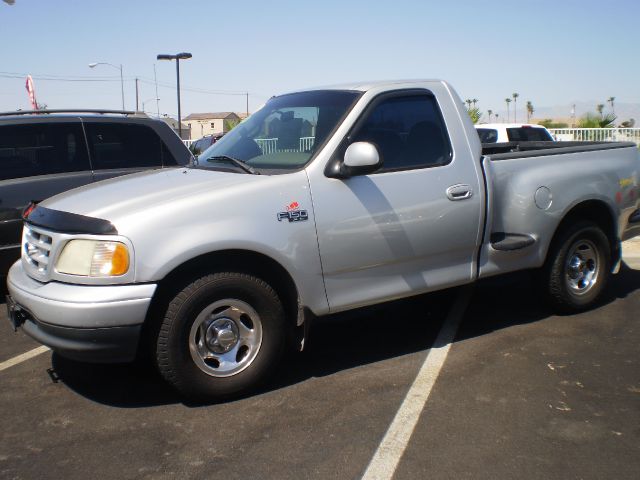 Ford F150 2001 photo 1