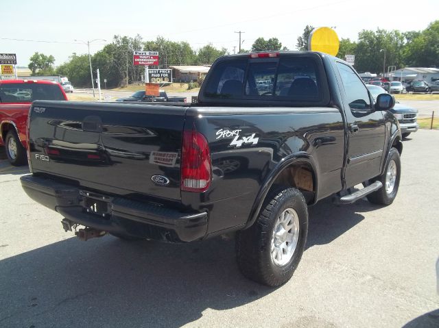 Ford F150 2001 photo 2