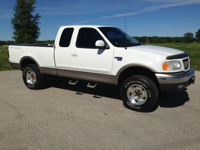 Ford F150 SLT 1 Ton Dually 4dr 35 Pickup Truck