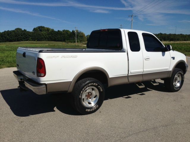 Ford F150 2001 photo 1