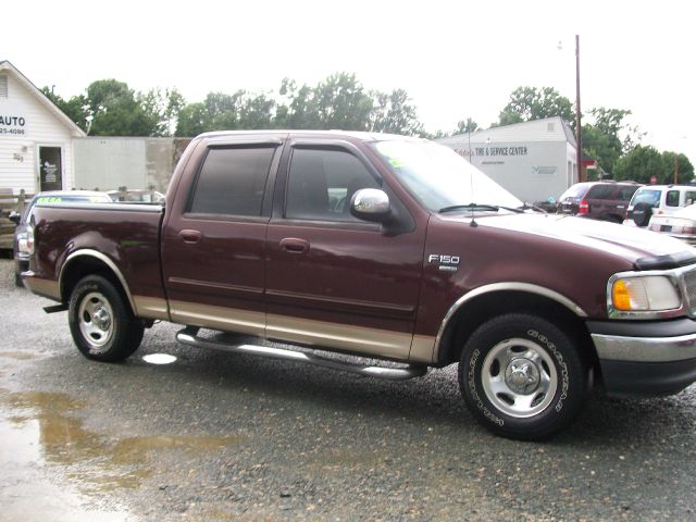 Ford F150 SL Short Bed 2WD Pickup Truck