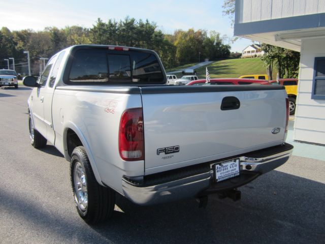 Ford F150 2001 photo 2