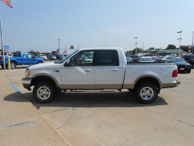 Ford F150 XLT Supercrew Short Bed 2WD Pickup Truck