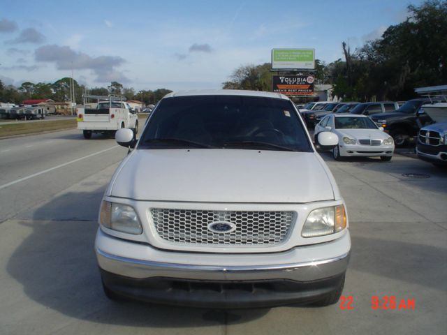 Ford F150 2001 photo 2