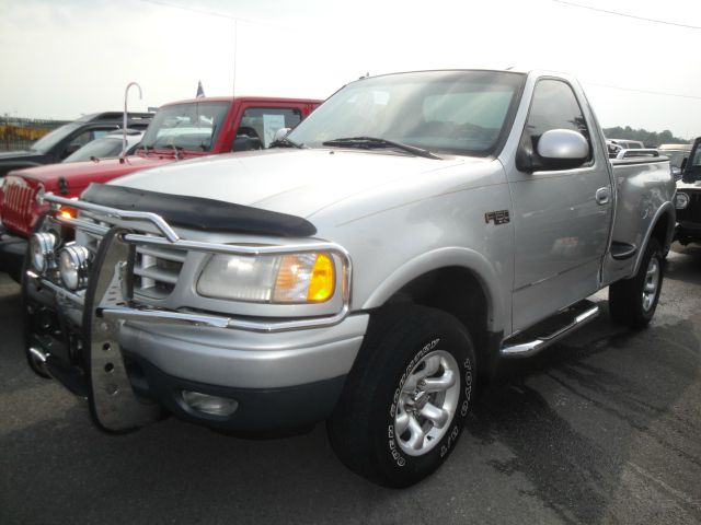 Ford F150 2001 photo 1