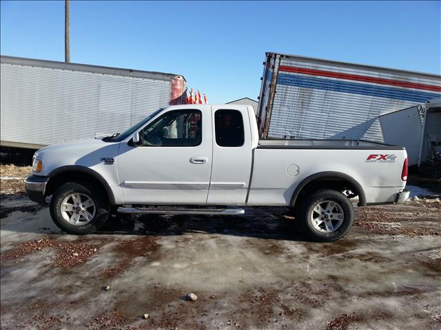 Ford F150 Club Cab SXT Crew Cab Pickup