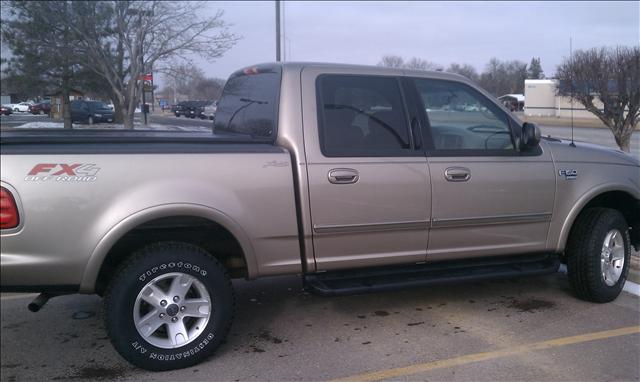 Ford F150 Quadcrew Slt Crew Cab Pickup