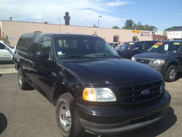 Ford F150 K1500 Lt Pickup Truck