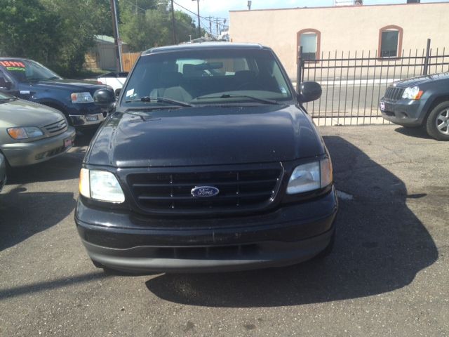 Ford F150 2002 photo 1