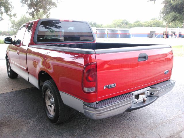 Ford F150 2002 photo 2