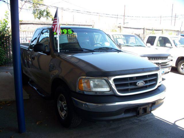 Ford F150 2002 photo 1