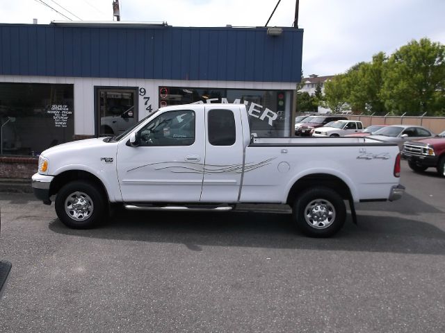 Ford F150 2002 photo 1