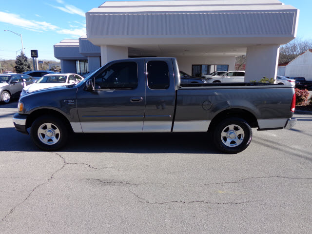 Ford F150 2002 photo 1