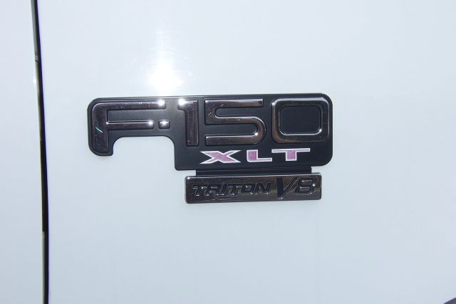 Ford F150 2002 photo 1