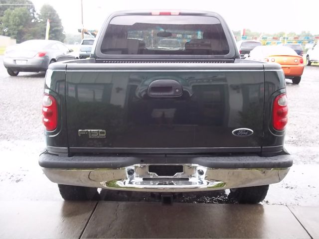 Ford F150 LT Z-71 Crew Cab 4x4 Pickup Truck