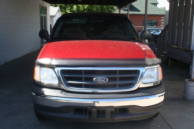 Ford F150 2002 photo 1