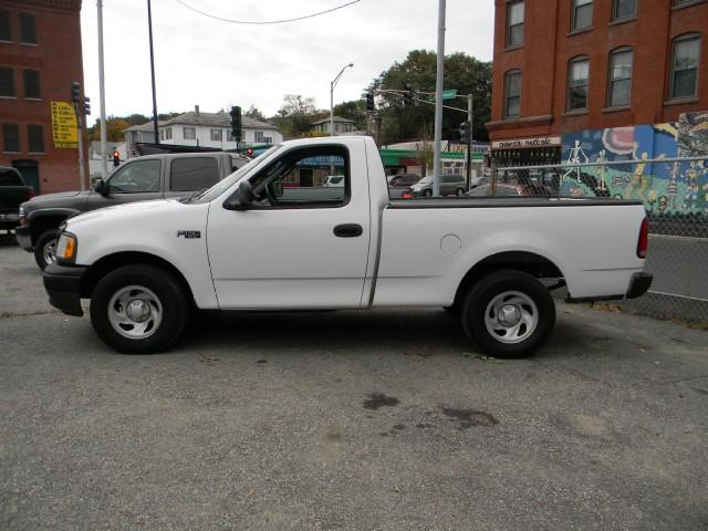 Ford F150 2002 photo 1