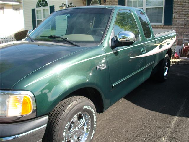 Ford F150 2002 photo 1