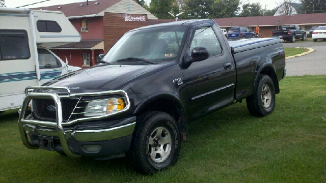 Ford F150 2002 photo 2