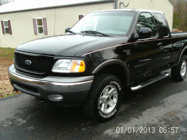 Ford F150 2002 photo 2