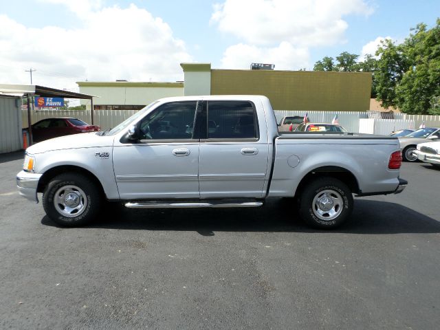 Ford F150 2002 photo 2