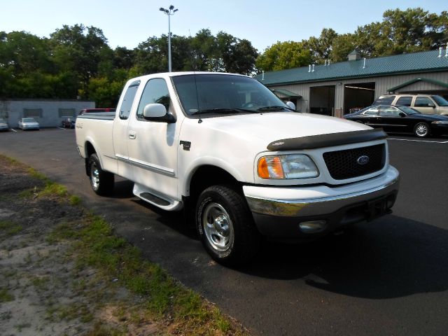 Ford F150 2002 photo 1