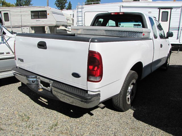 Ford F150 2002 photo 1