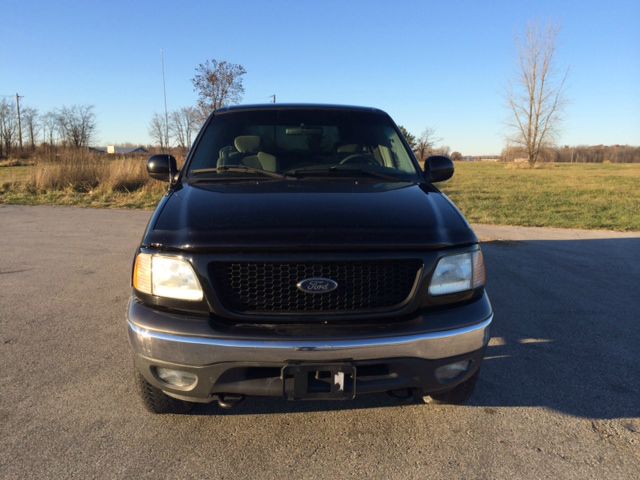 Ford F150 SLT 1 Ton Dually 4dr 35 Pickup Truck