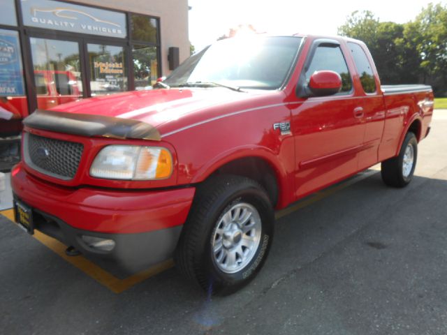 Ford F150 2002 photo 2