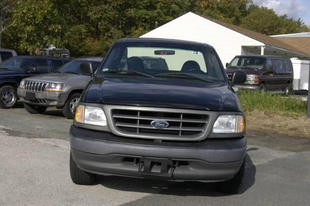 Ford F150 2002 photo 2