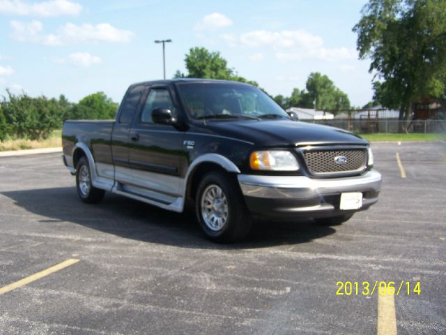 Ford F150 2002 photo 1