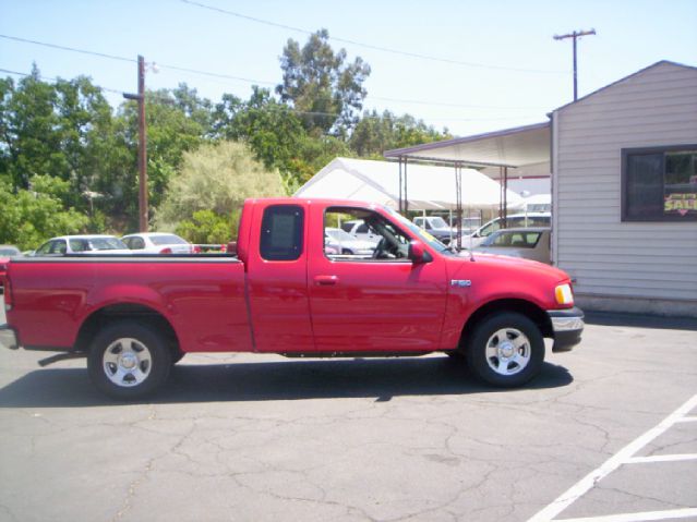 Ford F150 2002 photo 1