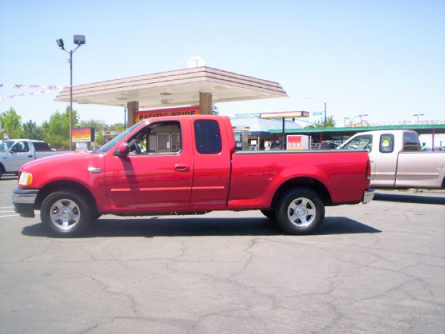 Ford F150 2002 photo 2