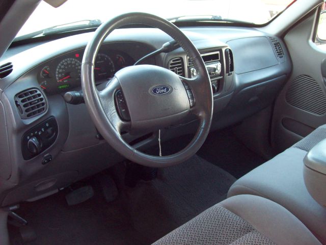 Ford F150 2002 photo 12