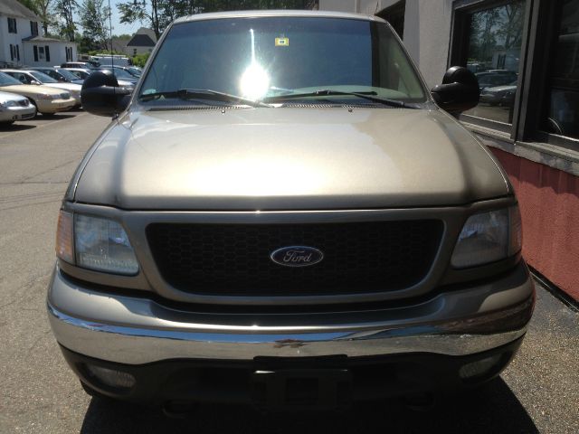 Ford F150 2002 photo 2