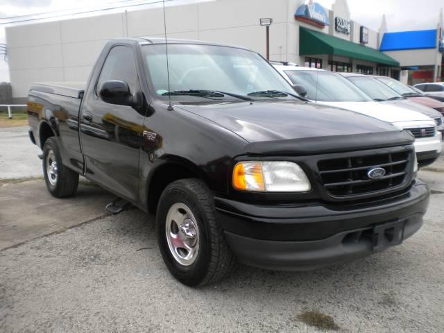 Ford F150 2002 photo 2