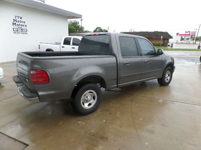 Ford F150 2002 photo 1