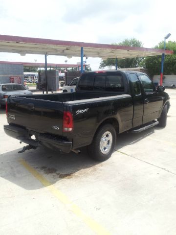 Ford F150 2002 photo 2