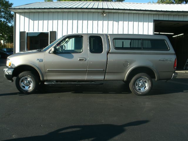 Ford F150 2003 photo 1