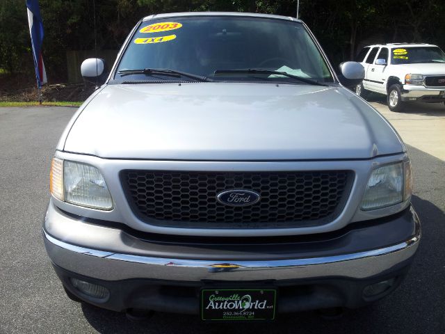 Ford F150 2003 photo 2