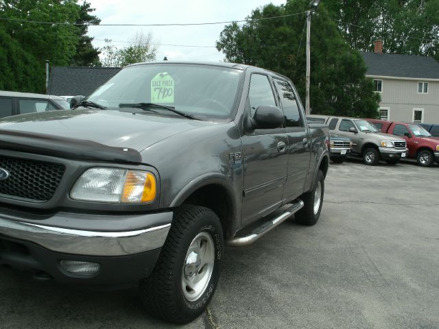 Ford F150 2500 SL Pickup Truck