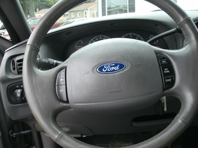 Ford F150 2003 photo 1