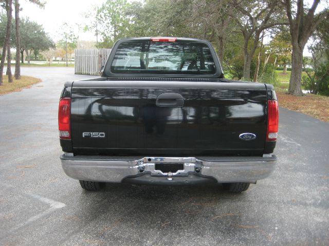 Ford F150 2003 photo 2