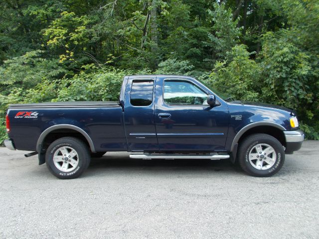 Ford F150 2003 photo 2