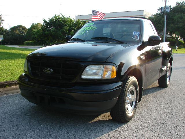 Ford F150 2003 photo 1